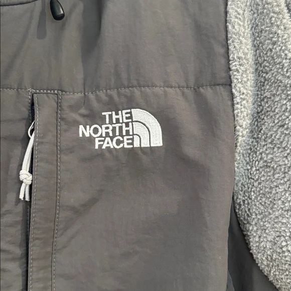 North Face Denali Jacket - Picture 2 of 5